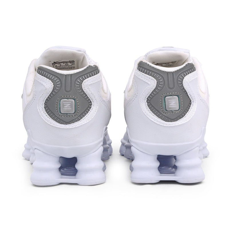 TÊNIS NIKE SHOX 12 MOLAS TODO BRANCO BRANCO REFLETIVO
