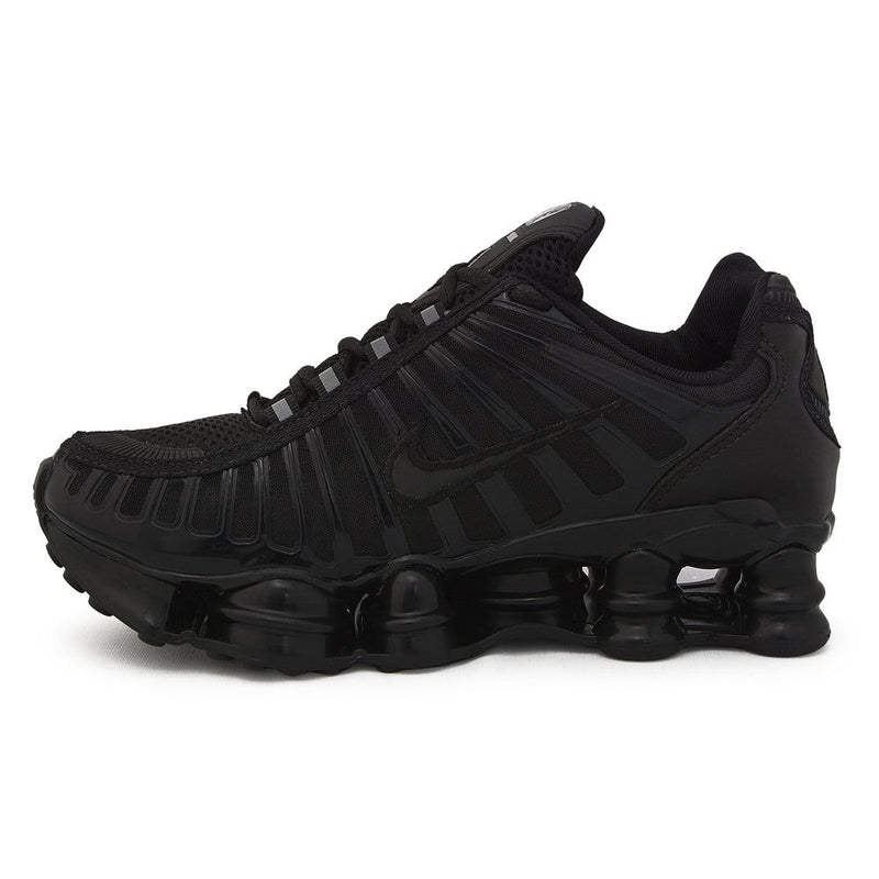 TÊNIS MASCULINO NIKE SHOX 12 MOLAS TODO PRETO