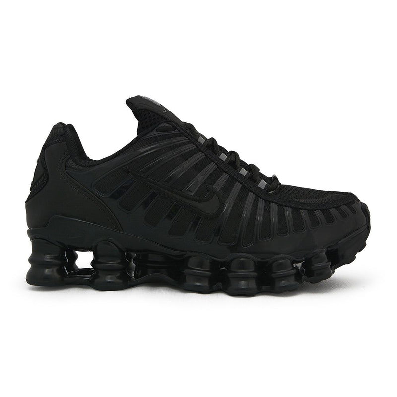 TÊNIS MASCULINO NIKE SHOX 12 MOLAS TODO PRETO